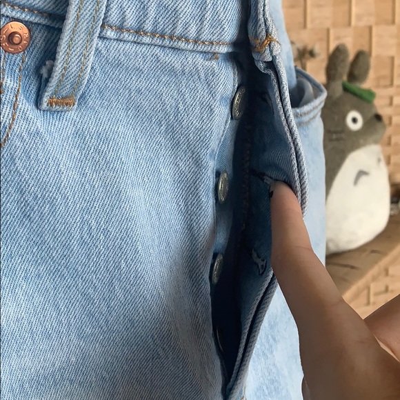 Womens Levi’s 501 Straight Cropped High Waisted Jeans - Picture 4 of 9